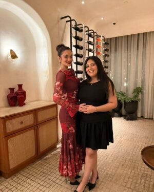 Malak Ahmed Zaher Instagram - The attaraction between the color red and me!! ❤️‍🔥