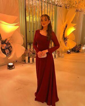 Malak Ahmed Zaher Instagram - SherifXNour🤵🏻👰🏼‍♀️✨

Stylist @sandragamil1 
Dress @manarmagdycouture 
MUA @duhamukhtar 
Hair @ebram_girgs 
Jewelry @iramjewelry_