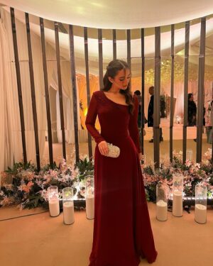 Malak Ahmed Zaher Instagram - SherifXNour🤵🏻👰🏼‍♀️✨

Stylist @sandragamil1 
Dress @manarmagdycouture 
MUA @duhamukhtar 
Hair @ebram_girgs 
Jewelry @iramjewelry_
