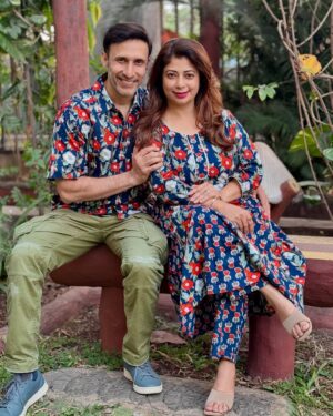 Malini Kapoor Instagram - Twinning in @erisha_brand ❤️💙