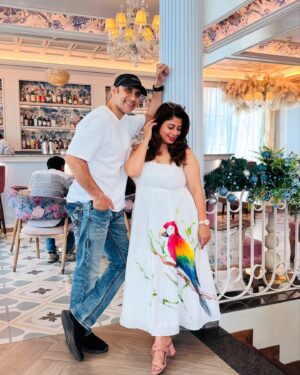 Malini Kapoor Instagram - ❤️💙❤️

Location @blabberallday 
Wearing @houseofmaithili 
.
.
.
#instagood #instalike #instalove #couple #couplegoals #lunch #date #husbandwife #