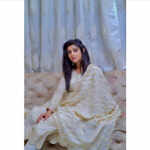 Mallika Singh Instagram - A little paradise
Held in the world's vice.
 It is not any thing,
And yet all being is,
Being, being, being,
Its burden and its bliss. 
How can I ever prove
What it is to feel like 
  which stands between the black and white… 🖤🤍
 the insane time