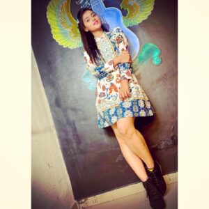 Mallika Singh Instagram - 💙
Let’s initiate the challenging mistrust 
By changing features, used, at long awaited end. 

👗 @_mad_over_accessories