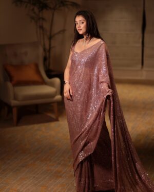 Mallika Singh Instagram - ✨Kind Heaven! increase that silvery gleam,
And bid these clouds depart,
And let those soft celestial beam
Restore my fainting heart!✨
 
📸  @vedantrshetty @portraitsbyvedant 
Stylist @stylebyalnoor 

Thank you @ruchigoya777 and dharam ji for the beautiful evening. It was lovely being a part of this event.

@faizan_khan_celebrity_manager for making it possible. 
 
Lots of love Faridabaaaaaad ✨🫶🏻