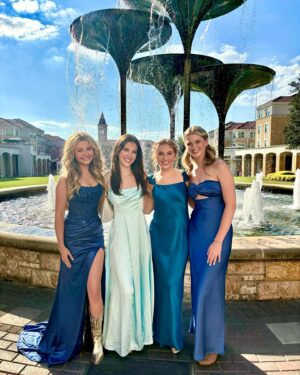 Mallory James Mahoney Instagram - First @tcutheta formal in the books! Boots & Blues Formal 👢🩵📚
#Sorority
#formal 
#collegelife
#longdressformal