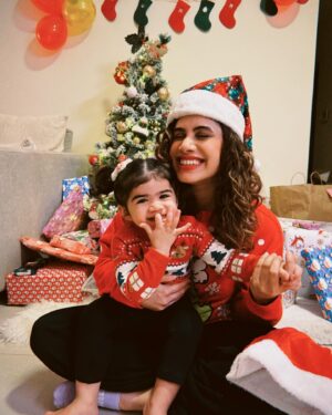 Malvika Sitlani Instagram - “Silent night?” Not with my family it isn’t 😂🥲🎄