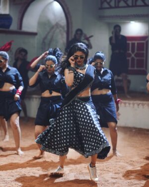 Manasa Varanasi Instagram - Shades of Sathya 🪈

#shades #sathya #devakinandanavasudeva