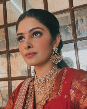 Manasa Varanasi Instagram - Shades of Sathya 🪈

#shades #sathya #devakinandanavasudeva