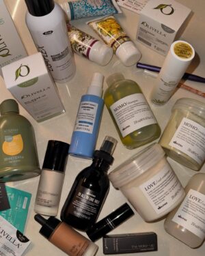Manasvi Mamgai Instagram - Discovered some great Italian beauty brands with @dailyfrontrow in LA
