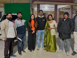 Mani Bhattacharya Instagram - #KANYADAAN 🙏🥰 finally packup 😍😍 @mani_bhattachariya @susheelsingh73 @dharmendra_writer_7