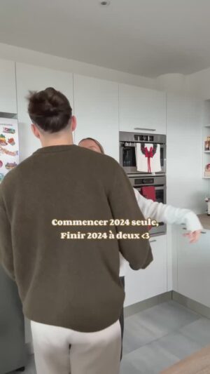 Manon Quadratus Instagram - À toi qui as bouleversé ma vie en une soirée, moi qui étais persuadée que l’amour n’était pas fait pour moi, que j’avais trop d’attente, tu m’as fait comprendre que ce n’était pas le cas, j’ai compris pourquoi ça n’a jamais marché par le passé, parce que c’était toi et pas un autre, toi avec qui tout est simple, logique, évident. Toi qui me rend tellement heureuse, qui me fait rire au quotidien, qui prend soin de moi chaque jour. Hâte de découvrir ce que nous réserve 2025, mais tant qu’on est ensemble ça sera une merveilleuse année 🩷 

#couple #couplegoals #couplelove #2024 #2025 #ootdfashion #ootd