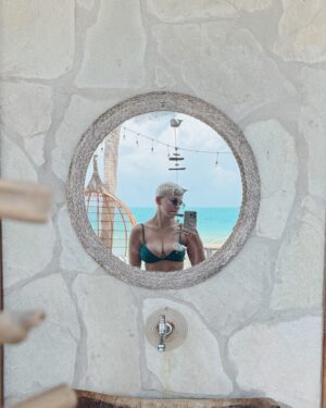 Marcella Rica Instagram - já pode voltar? @salinetaiba 🤍