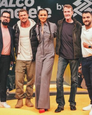 Maria Sten Instagram - thank you @ccxpoficial thank you Brazil for the love! 🇧🇷

@reacherprimevideo s3 out Feb 20th! (swipe for trailer)

dressed in @stellamccartney 
hair   makeup by @raulmelomake