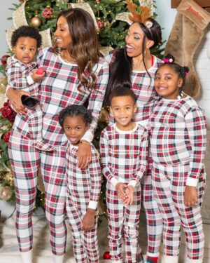 Maria Taylor Instagram - Wishing the Happiest Holidays From my Fam to Yours ❤️
