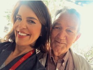 Mariana Gross Instagram - A voz marcante, a prosa imperdível, os conselhos precisos, a experiência, o amor pelo ofício, a onipresença nos corredores, elevadores, televisores. Além de tudo isso, meu amigo das inesquecíveis manhãs na padaria. Seu Léo partiu. Vá em paz, Mestre. 💔