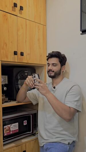Marina Abraham Instagram - Just Wife Things 🤷 Her Good Mood vs Her Bad Mood 🤕

#trendingnow #creatingmemories #couplereels #trendingreels #trendingreels #trendingaudio