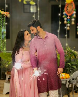 Marina Abraham Instagram - Wishing everyone a sparkling Diwali filled with love, light, and joy of togetherness ! Let's illuminate our lives and hearts together! 🪔💖 🧿

#DiwaliCelebration #LightUpYourLife #FestiveSpirit #happydiwali #togetherness #love