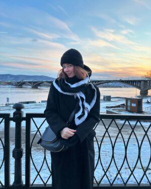 Marina Aleksandrova Instagram - Всегда иду своей дорогой😉