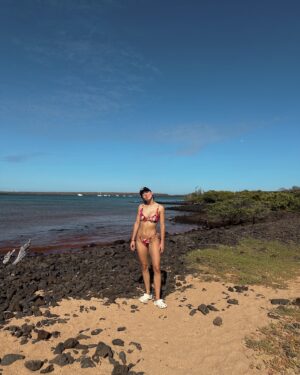 Marina Bastarache Instagram - Itsy bitsy teenie weenie tout petit petit bikini 👙