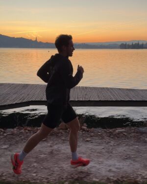 Marine Lorphelin Instagram - Joyeux anniversaire ma moitié @stan_gruau ❤️ 

Tu es un homme drôle, inspirant, déterminé et passionné. Partager ta vie n’est pas de tout repos 🏃🏽🏃🏽‍♀️🥰 mais j’adore ça, c’est du bonheur en grosse dose ! 

Que cette année t’apporte beaucoup de joie et que tu continues de t’épanouir dans des projets. 

On est une équipe 🐏❤️