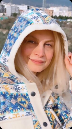 Maryam Kavyani Instagram - .
پیشنهاد اینستا گرام بود من هم قبول کردم🥰
……
#ریلز_اینستاگرام #مریم_کاویانی
@instagram
@mehraadjam