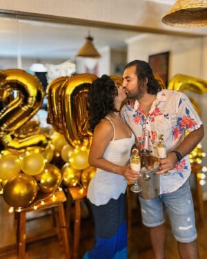 Mayella Lloclla Instagram - Feliz 2025 para todos ✨🥂❤️ 

#newyear #newyear2025