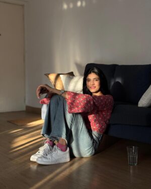 Medha Rana Instagram - Moody meddy🎀 
immaculately captured by @dhrvsngh 🌀