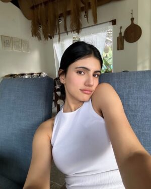Medha Rana Instagram - A weekend that was w my bestie 💛🌱🐿️🦋☀️
This was @bikrambagh_nahan 🍀