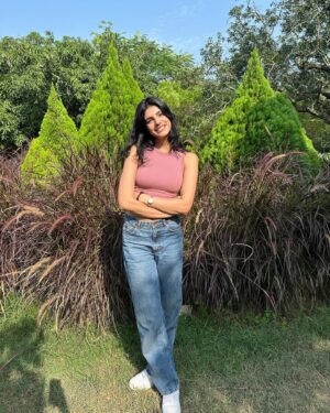 Medha Rana Instagram - A weekend that was w my bestie 💛🌱🐿️🦋☀️
This was @bikrambagh_nahan 🍀