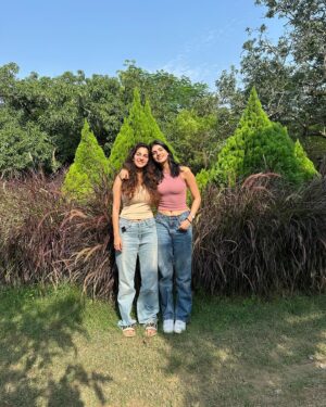 Medha Rana Instagram - A weekend that was w my bestie 💛🌱🐿️🦋☀️
This was @bikrambagh_nahan 🍀