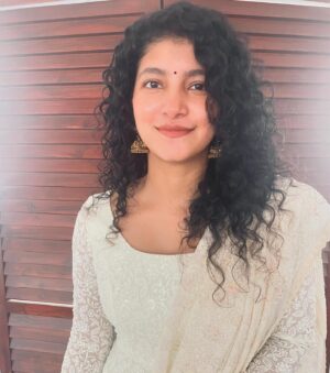 Meetha Raghunath Instagram - 🕊️