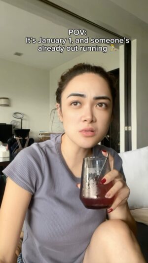 Meg Imperial Instagram - Just a small reminder about those 2025 goals… hehe. 😅✨