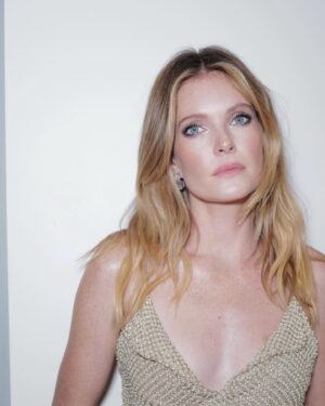 Meghann Fahy Instagram - Thank you so much @giorgioarmani I loved wearing this heritage 90s sparkly girl wow what a show and yes I WAS doing laundry!!! 🧺 ✨