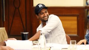 Meghna Gulzar Instagram - Reading together, a story we are honoured to tell. 
Of a Soldier and a Gentleman. 
Our Samबहादुर

@vickykaushal09 
@fatimasanashaikh @sanyamalhotra_ @ronnie.screwvala @bhavani.iyer 
@ishantanus 
@maharrshshah @rsvpmovies