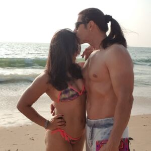 Meghna Naidu Instagram - You... @elitetennisdubai I pray ki tumhe koi Nazar nahi Lage... 
You are one of a kind 💘 
Blessed is me... 🥰

Happy Anniversary Mr. Husband ji 💖