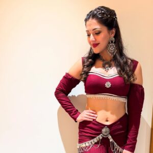 Actress Mehrene Kaur Pirzada HD Photos and Wallpapers February 2025