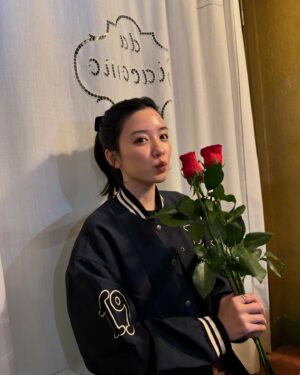 Mei Nagano Instagram - ・
25歳もよろしくお願いします🌹🤎