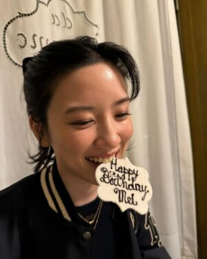 Mei Nagano Instagram - ・
25歳もよろしくお願いします🌹🤎
