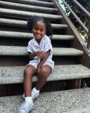 Melanie Fiona Instagram - 🎈3️⃣🎈

To my likkle 🔥 Peppa Sauce 🔥 Kaia Love, 

Loving you has taught me how to love myself more… You challenge me in ways that show me where I need more healing… Your wisdom is a gift from our ancestors…. Your fearless nature and strong will is my inspiration to make my wildest dreams come true… You are unapologetically yourself at all times… 

…You are everything I’ve ever wished for and wanted to be 💜 

To the daughter I never thought I’d have, but God knew I needed… Happiest Birthday my sweet little Love. 💝♐️ 12/18