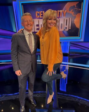 Melissa Peterman Instagram - If you need a reprieve or distraction tonight, I am on @celebrityjeopardyabc 9/8 central on @abc and streaming on @hulu This was a bucket list item and a dream come true for this game-show fanatic. I played for the Diana DiSalvatore Nursing Scholarship at @stkates in memory of my best friend Diana who was a spectacular human and an amazing ER nurse. I'm up against the hilarious and supremely talented @jackietohn and the brillant astrophysicist YES astrophysicist @neildegrassetyson Thank you @whoiskenjennings for being so kind. #celebrityjeopardy #abc #hulu