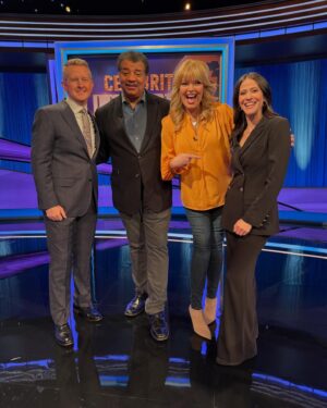 Melissa Peterman Instagram - If you need a reprieve or distraction tonight, I am on @celebrityjeopardyabc 9/8 central on @abc and streaming on @hulu This was a bucket list item and a dream come true for this game-show fanatic. I played for the Diana DiSalvatore Nursing Scholarship at @stkates in memory of my best friend Diana who was a spectacular human and an amazing ER nurse. I'm up against the hilarious and supremely talented @jackietohn and the brillant astrophysicist YES astrophysicist @neildegrassetyson Thank you @whoiskenjennings for being so kind. #celebrityjeopardy #abc #hulu