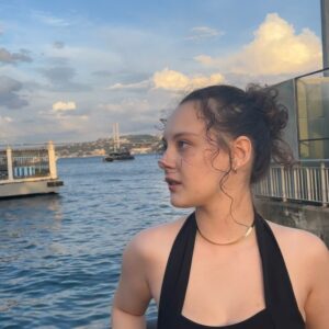 Merve Ateş Instagram - Yılın en sevdiğim zamanlarına doğru 🫡