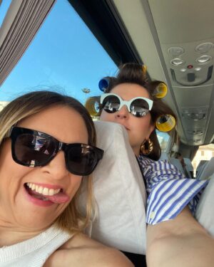 Michela Giraud Instagram - Da ieri è in onda un fantastico programma su @primevideoit dove ancora una volta posso dimostrare i miei più grandi talenti come le mie doti fisiche, il coraggio e lo sprezzo del pericolo. Nell’ultimo video corono anche il sogno di difendere @valeriamarini . Purtroppo ci sono riuscita meno con @giuliadelellis103 che credo sia passata alle vie legali (ma spero di no).
Il cast è eccezionale checchè ne dica @herbert_ballerina .
Ci siamo divertiti, speriamo di farò anche in questi giorni.
Grazie a chi ha reso tutto possibile anche se nel cast c’ero io.
.
.
.
@nicolemorganti_insta @dantesollazzo @bluyazmine @baldassari_agenzia @alessiamarcuzzi @gialappasbandofficial