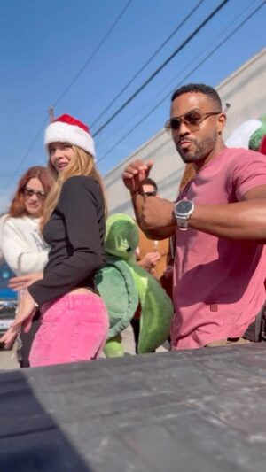 Michelle Stafford Instagram - All my beautiful homies… Dancing through life with me 🩷🩷🩷