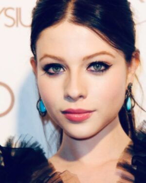 Michelle Trachtenberg Instagram - No matter what year…..#rbf 💖💋