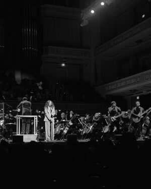 Mickey Guyton Instagram - I had such an amazing time performing last night at MLK: A Celebration of Song with the @nashvillesymphony. Thank you so much for having me. ❤️

“Darkness cannot drive out darkness: only light can do that. Hate cannot drive out hate: only love can do that.” -Martin Luther King, Jr.