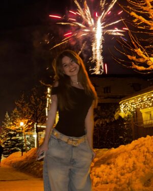 Milana Khametova Instagram - yo🎆