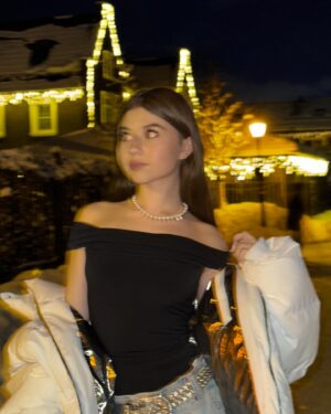 Milana Khametova Instagram - yo🎆
