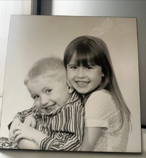 Mimi Webb Instagram - hiiii my darling legends 🥹 I know I’ve been a little missing in action the last 2 weeks but honestly been enjoying this little path of mine that I’m on at the moment ❤️ wanted to get a little collection of videos / pictures on what I’ve been up to over this Christmas holiday & it’s by far been my favorite one yet 🥹. I don’t know where to begin to how my feelings have been moving this year but it’s been a roller coaster! 🎢 after 3 years of my life being constantly on the road here there & everywhere this year has been a little more personal for me , I’ve been working away in LA/ LDN for months at a time getting this 2nd album to sound exactly how I want it with the most talented people and I’ve done a few tours which I’ve loved!!!! & a couple US festivals but I’ve also really started to learn the meaning of LIVING!! not just on the stage where I feel my most higher self but also in my day to day emotions when I don’t have fans screaming my name every night (which I loveee lol pls don’t stop) ..but I really started to learn how to give myself that acceptance and approval this year which I think I’ve been longing for since a very young age. I learnt that we all have our own path to follow and you really never know what’s round the corner.. please if I can spread 1 message it would be to enjoy your life exactly the way you want to live it!! you only have one chance to do exactly what makes you happy so go do it!! Book that skii class in , do them crazy morning hangovers (not too many they are not fun 😉🤣) go do that sky dive! go for that new job interview if you want to! go move to that place you’ve always dreamed of! & go be with your loved ones ❤️the world is our oyster and the universe is listening! 2025 is about living in the present and doing what makes you happy!!! and when your in that magical present moment anything can happen!!! let’s have the best time this year !! keep our energies high and smash the bloody hell out of it!! and they’ll be down times of course it would be boring without any of those wouldn’t it ;) but you get straight back up and keep moving! count your blessings and MOVE ❤️ love you so much team!!! See you on stage in 2025! Off we go.