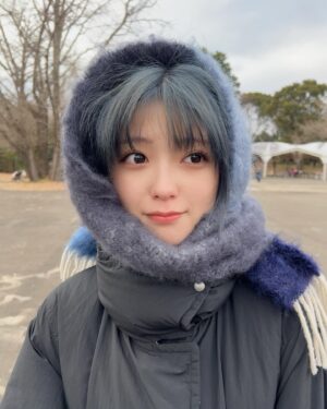 Mio Kudo Instagram - マフラーをこう巻いたら耳まであたたかい、うれしい🙂‍↕️🙂‍↕️